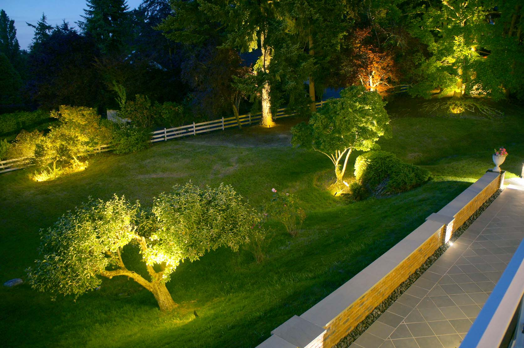 Mercer Island Home - Outdoor Lighting